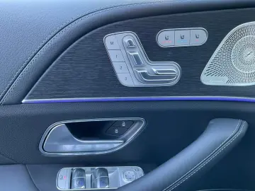 GLE 53 AMG HY 4m  C Night AHK Pano Head-UP Burm.