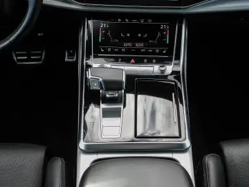 Q8 3.0 TFSI e quattro tiptronic