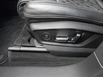 Q8 3.0 TFSI e quattro tiptronic