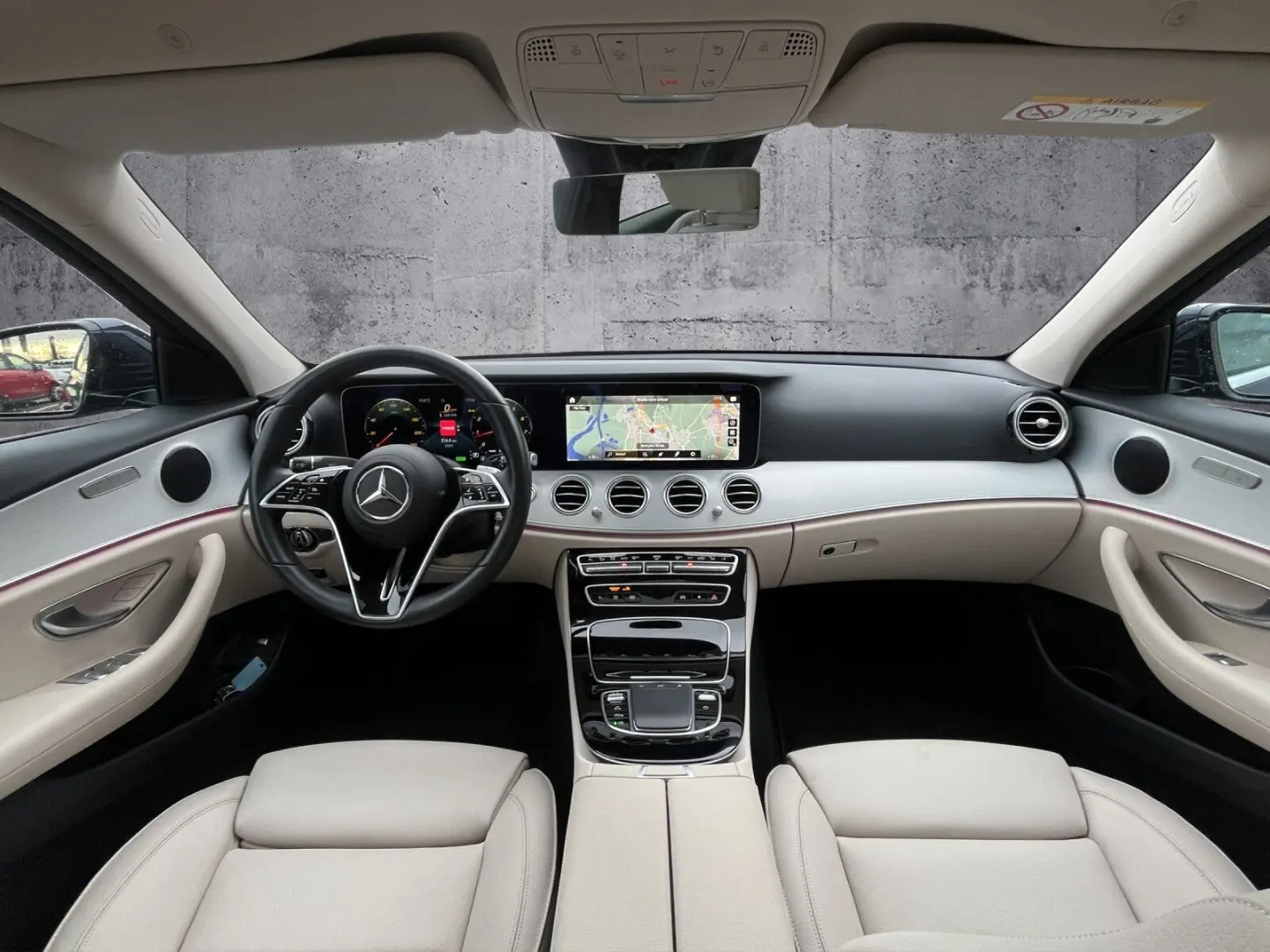 E 300 AMG SCHIEBEDACH 360 AMBI MBUX-HIGH-END LED