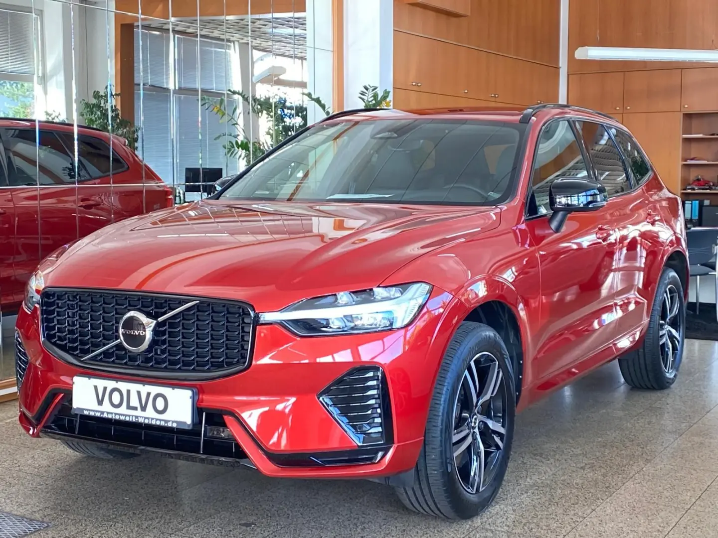 XC60 B4 2.0 Diesel Mild-Hybrid 2WD R Design