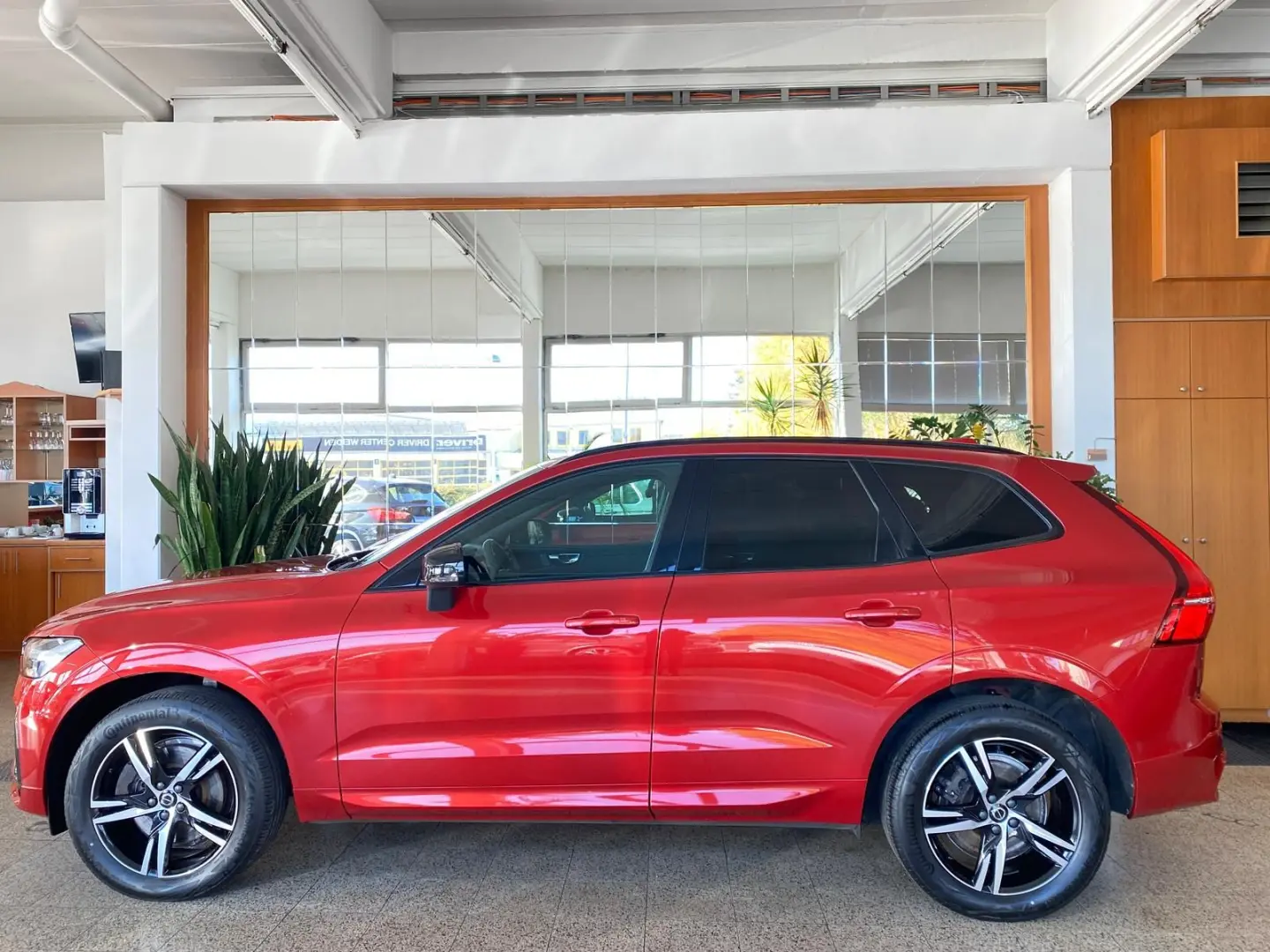 XC60 B4 2.0 Diesel Mild-Hybrid 2WD R Design