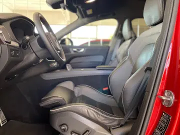 XC60 B4 2.0 Diesel Mild-Hybrid 2WD R Design