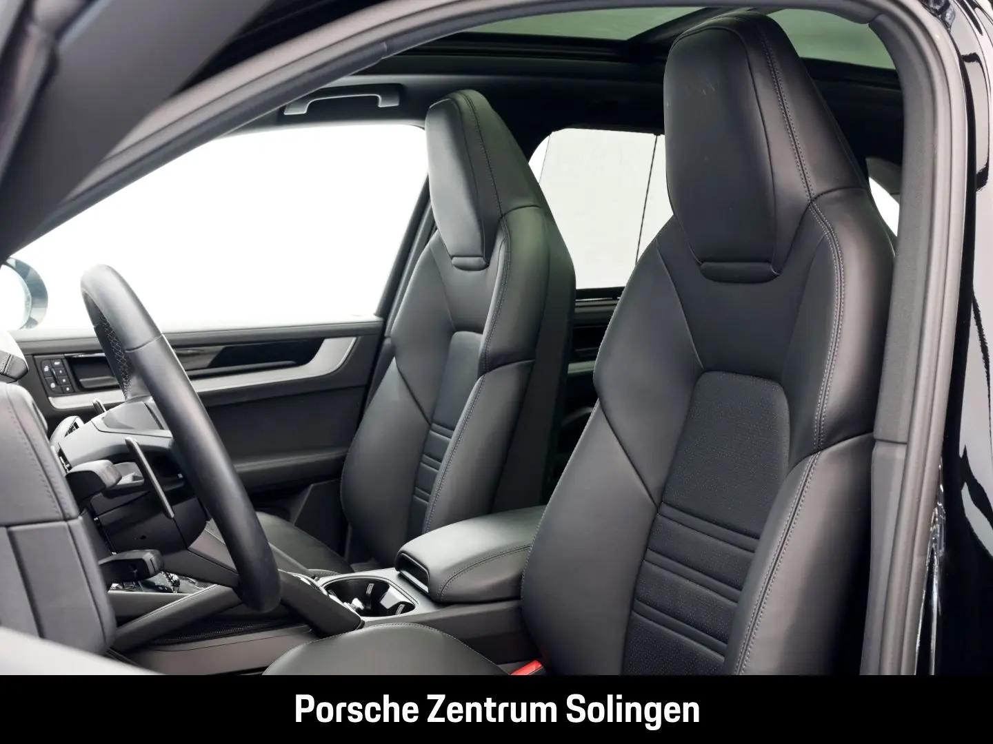 Cayenne E-Hybrid PANO BOSE AGA HD