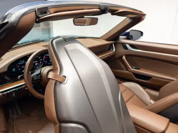 Porsche 911 Carrera 4S Cabrio