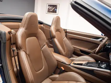 Porsche 911 Carrera 4S Cabrio
