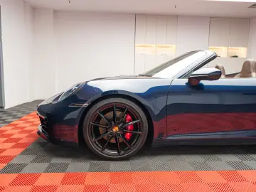 Porsche 911 Carrera 4S Cabrio