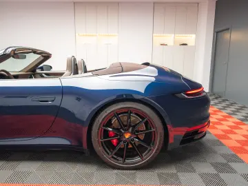 Porsche 911 Carrera 4S Cabrio