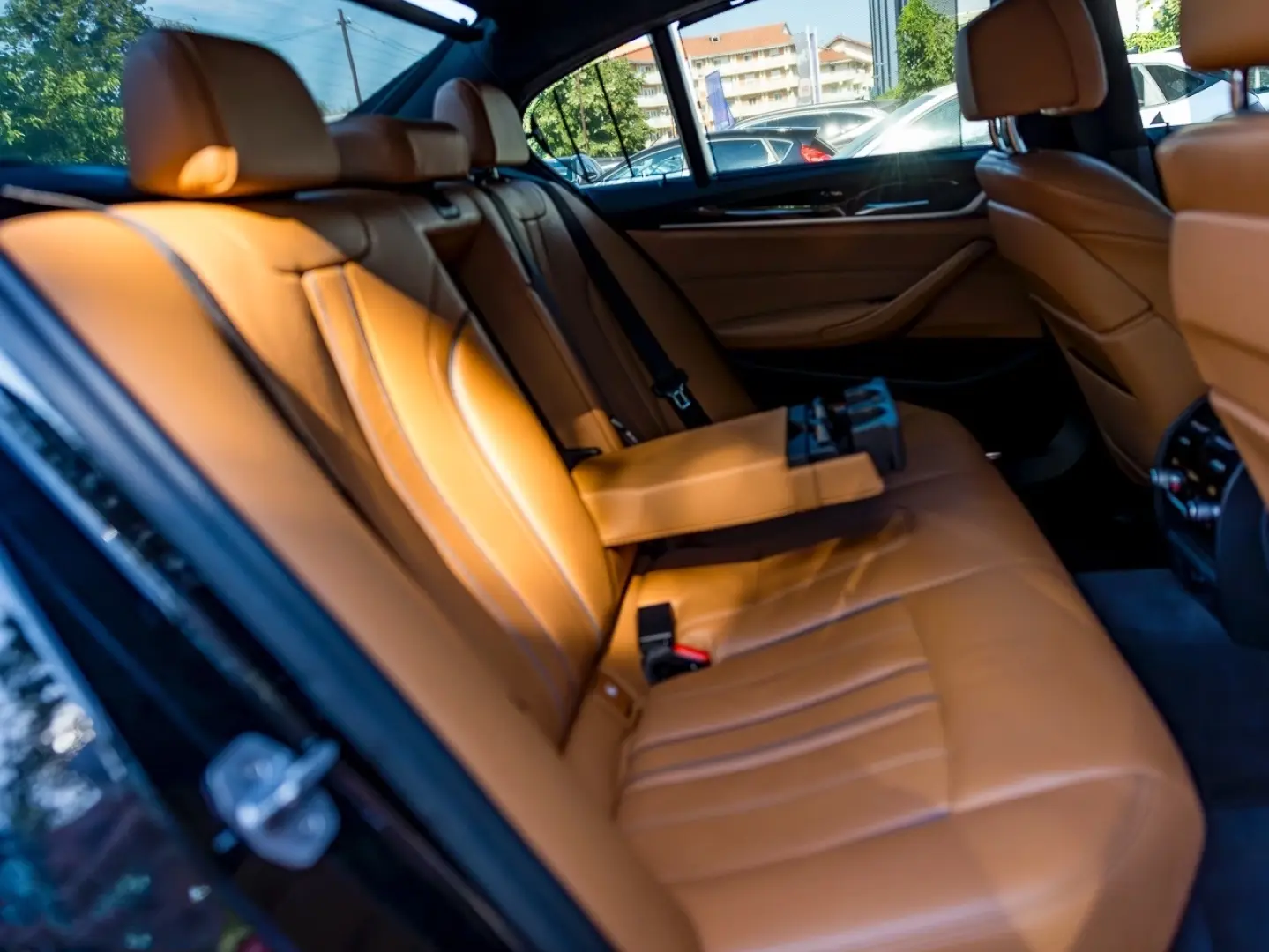 BMW 530i individual HeadUp Incalzire Camera Navi LED