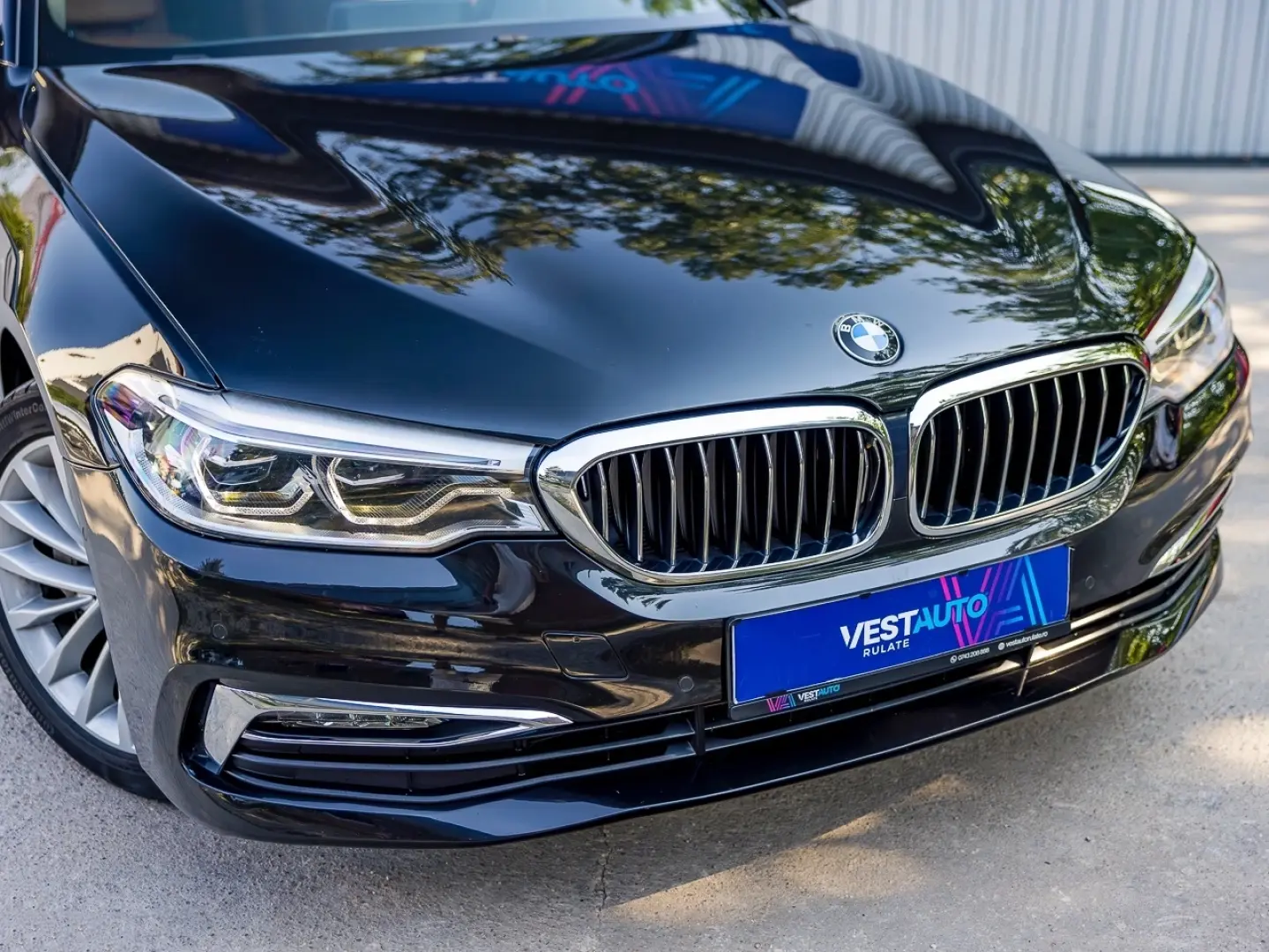 BMW 530i individual HeadUp Incalzire Camera Navi LED