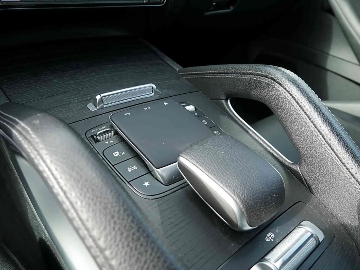 GLE 450 4M AMG PREM. DIST AHK AIRMATIC HUD PANO