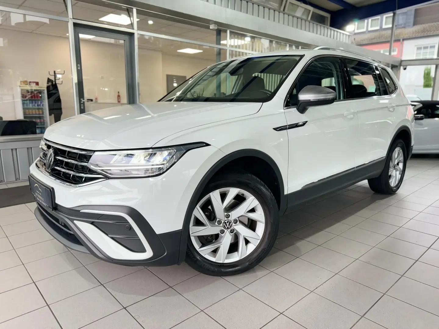 Tiguan Allspace Life 2.0 TDI DSG LED VIRT PDC