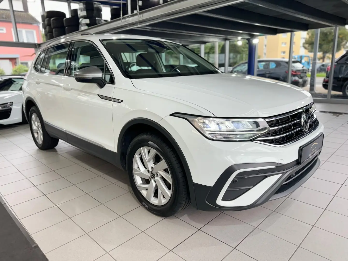 Tiguan Allspace Life 2.0 TDI DSG LED VIRT PDC