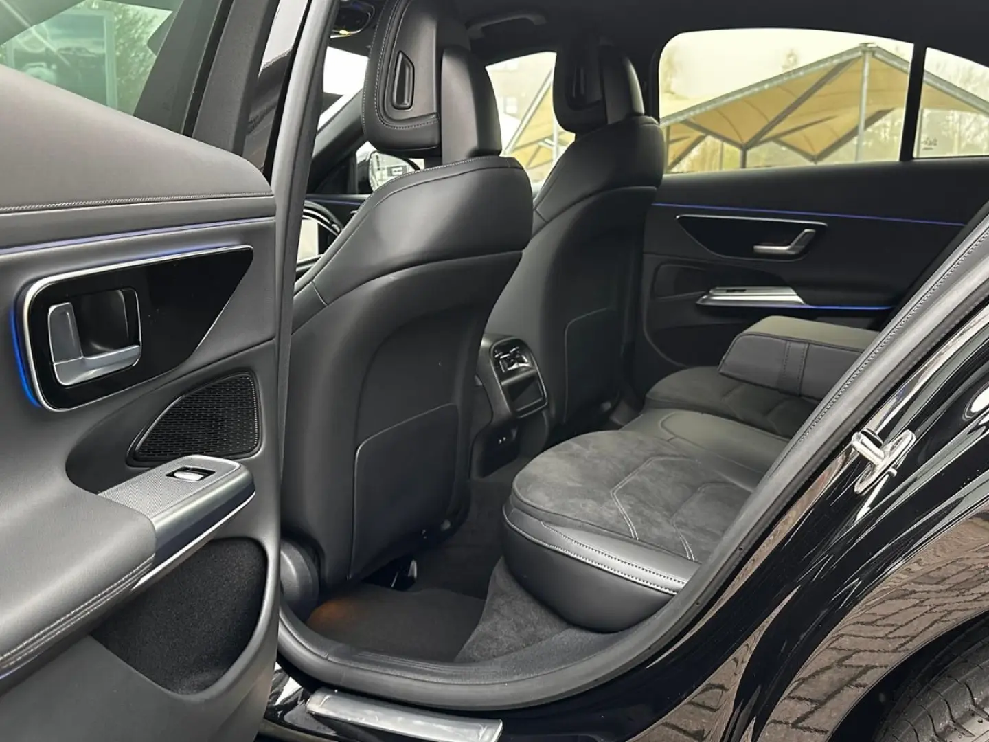 E 200 AMG Night Superscreen Digital Light 360