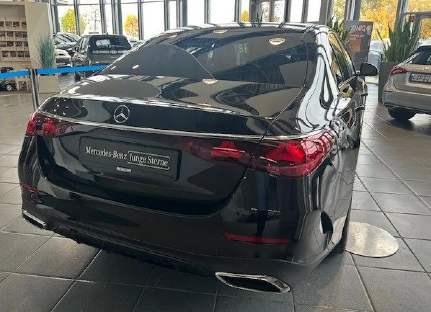 E 200 AMG Night Superscreen Digital Light 360