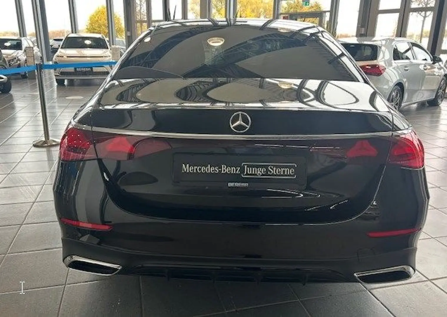 E 200 AMG Night Superscreen Digital Light 360