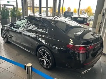 E 200 AMG Night Superscreen Digital Light 360