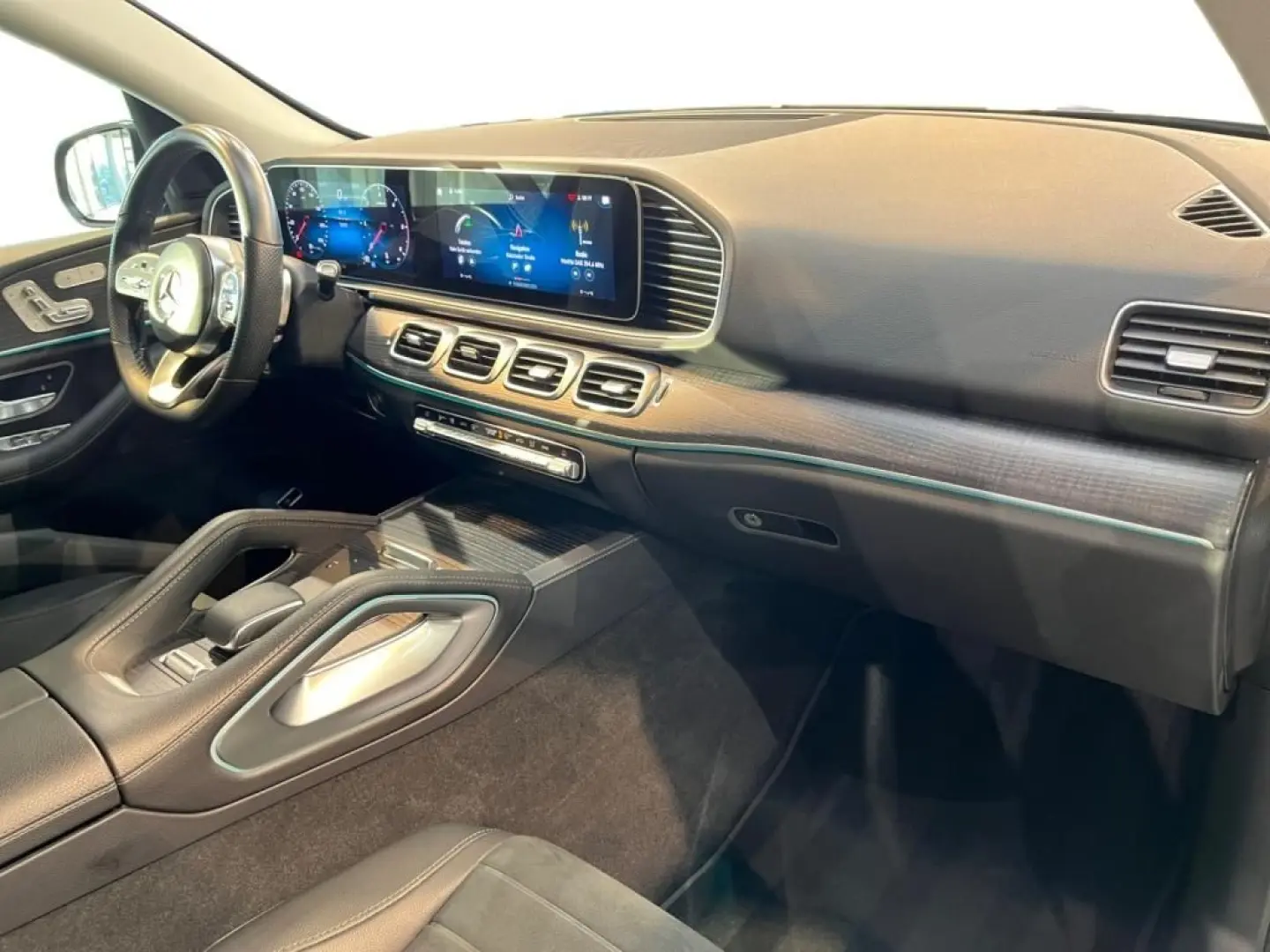 GLE 400 d 4matic AMG  MBUX Wide Navi Burm AHK LM