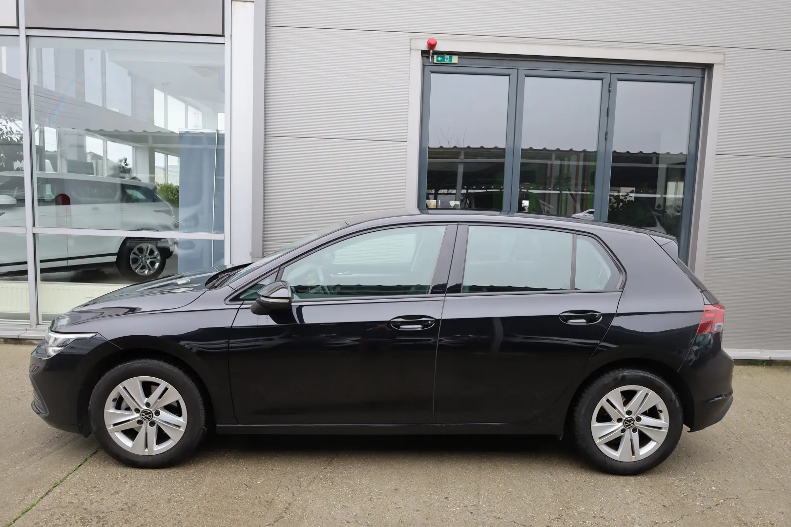 Pret NET 16528 Euro - Pret BRUT 19999 Euro