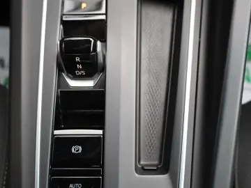 Pret NET 16528 Euro - Pret BRUT 19999 Euro