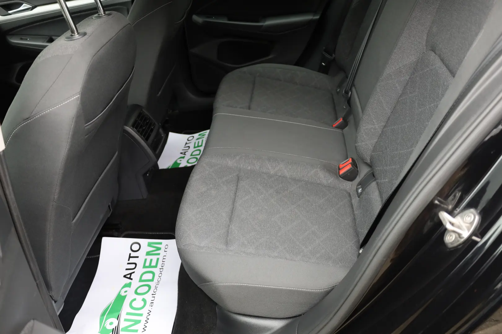 Pret NET 16528 Euro - Pret BRUT 19999 Euro