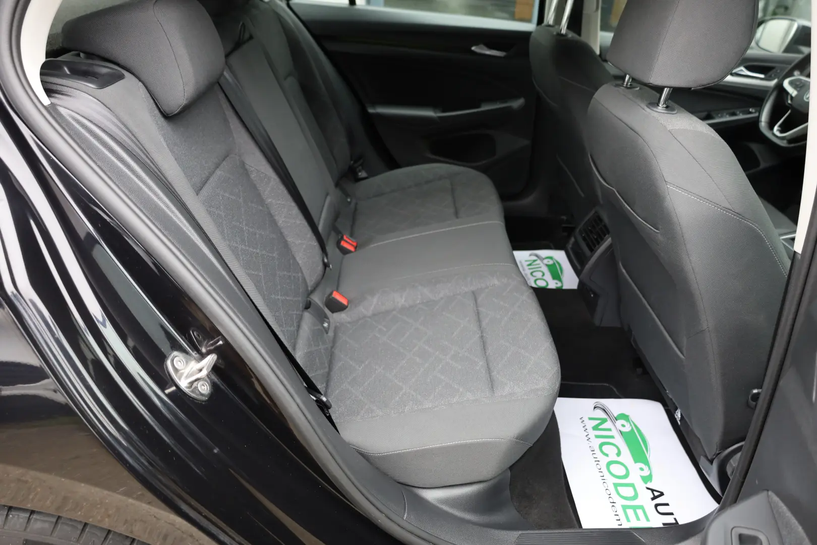 Pret NET 16528 Euro - Pret BRUT 19999 Euro