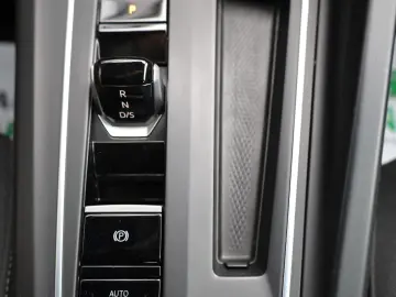 Pret NET 16528 Euro - Pret BRUT 19999 Euro