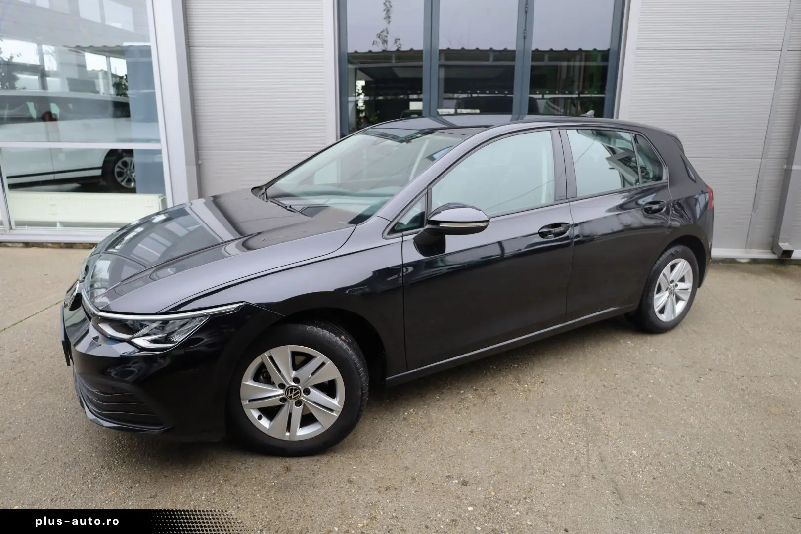 Volkswagen Golf 1.5 eTSI 130CP MHEV