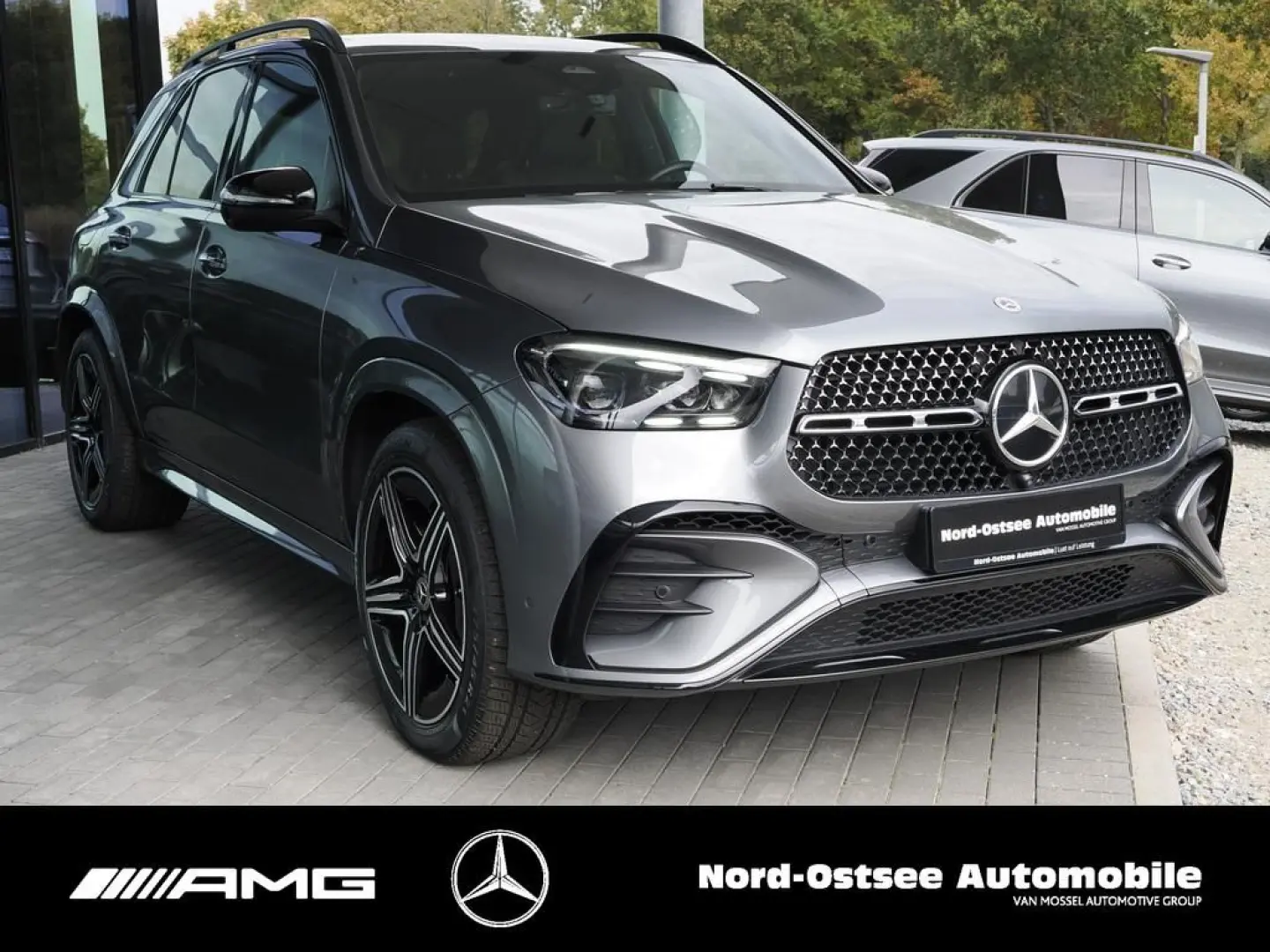 GLE 450 d 4M DISTRO MULTIBEAM PANO AHK NIGHT