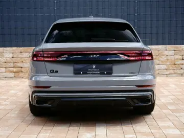 Q8 50 TDI quattro competition plus  AHK B&O PANO