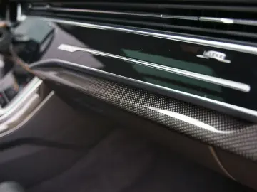 Q8 50 TDI quattro competition plus  AHK B&O PANO