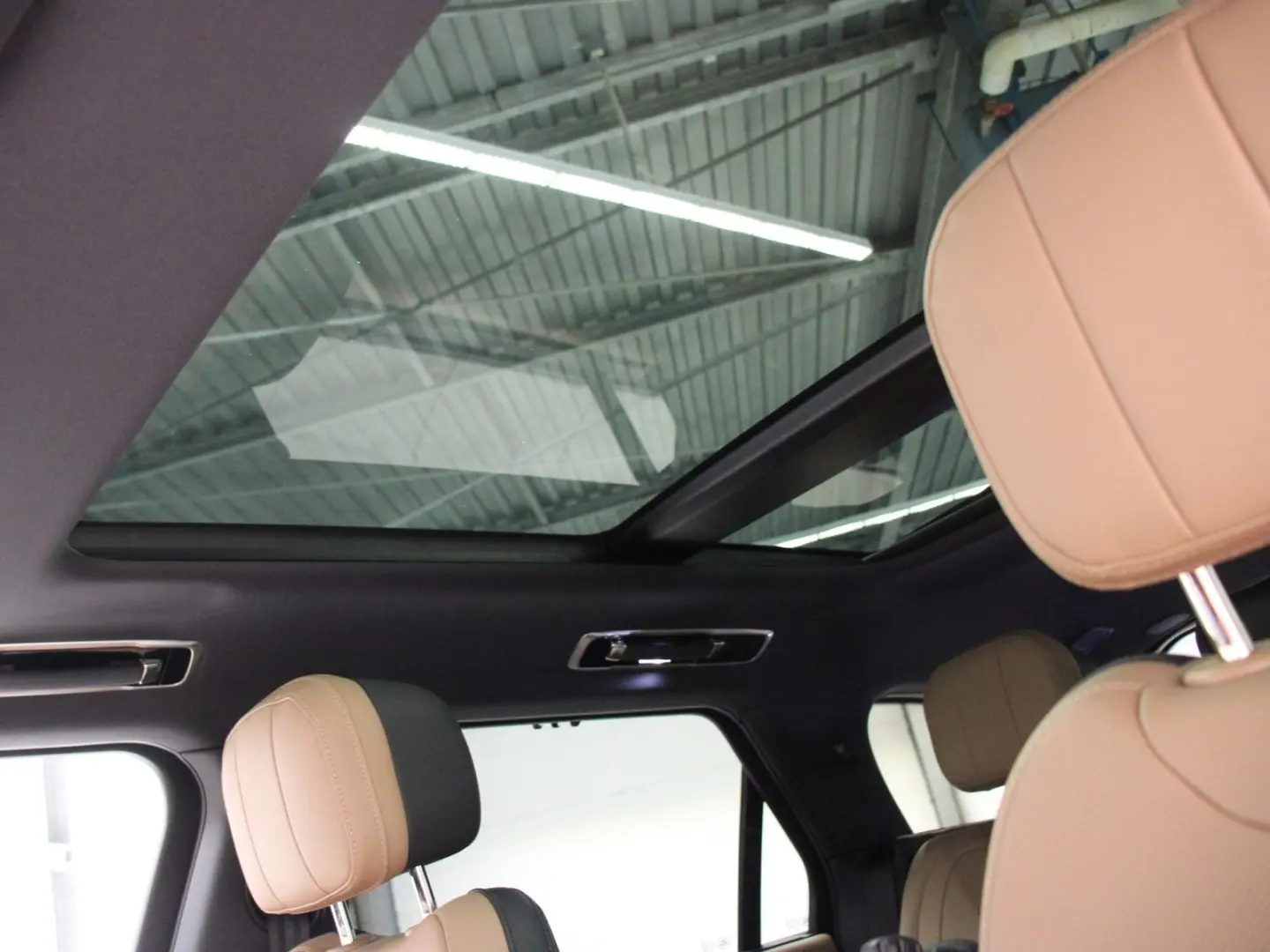 Range Rover Sport P460e Hybrid Dynamic SE Pano