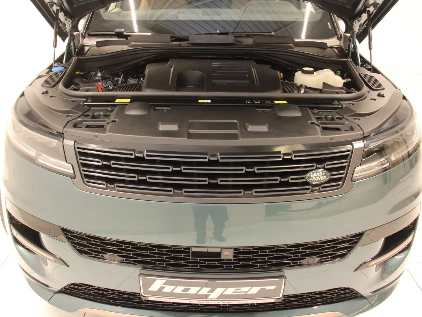 Range Rover Sport P460e Hybrid Dynamic SE Pano