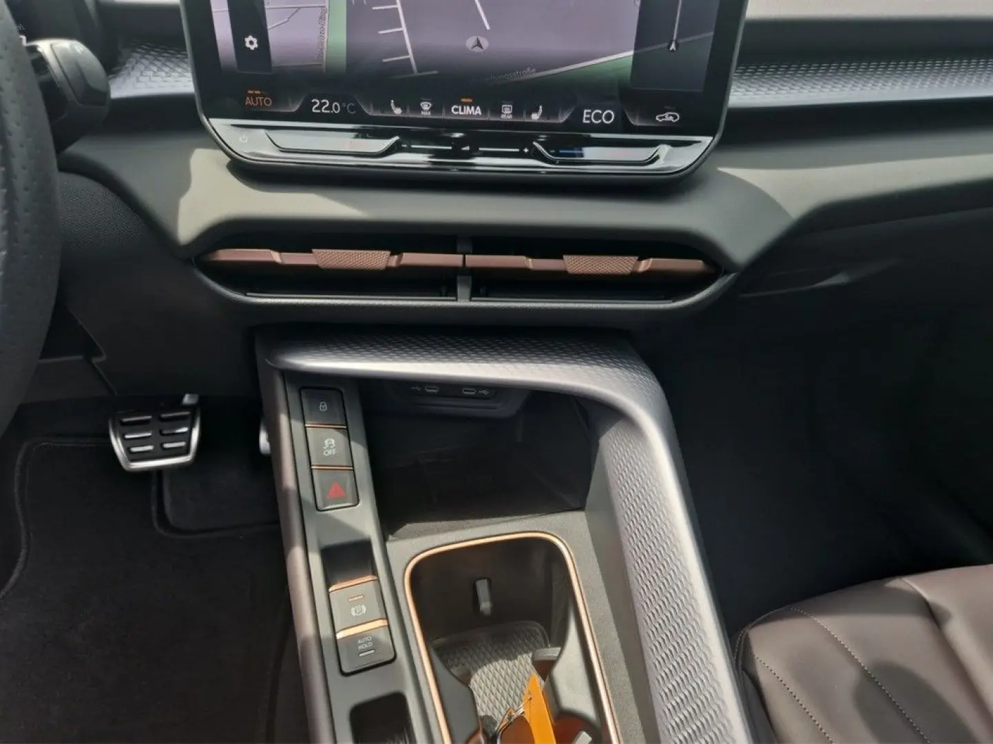 Terramar e-Hybrid 1.5  TSI DSG VZ COPPER DCC PAN