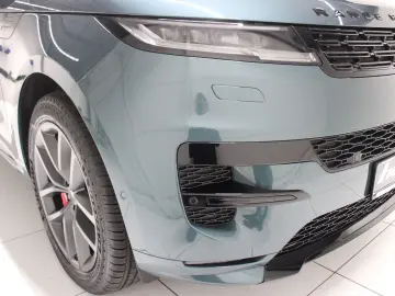 Range Rover Sport P460e Hybrid Dynamic HSE Pano