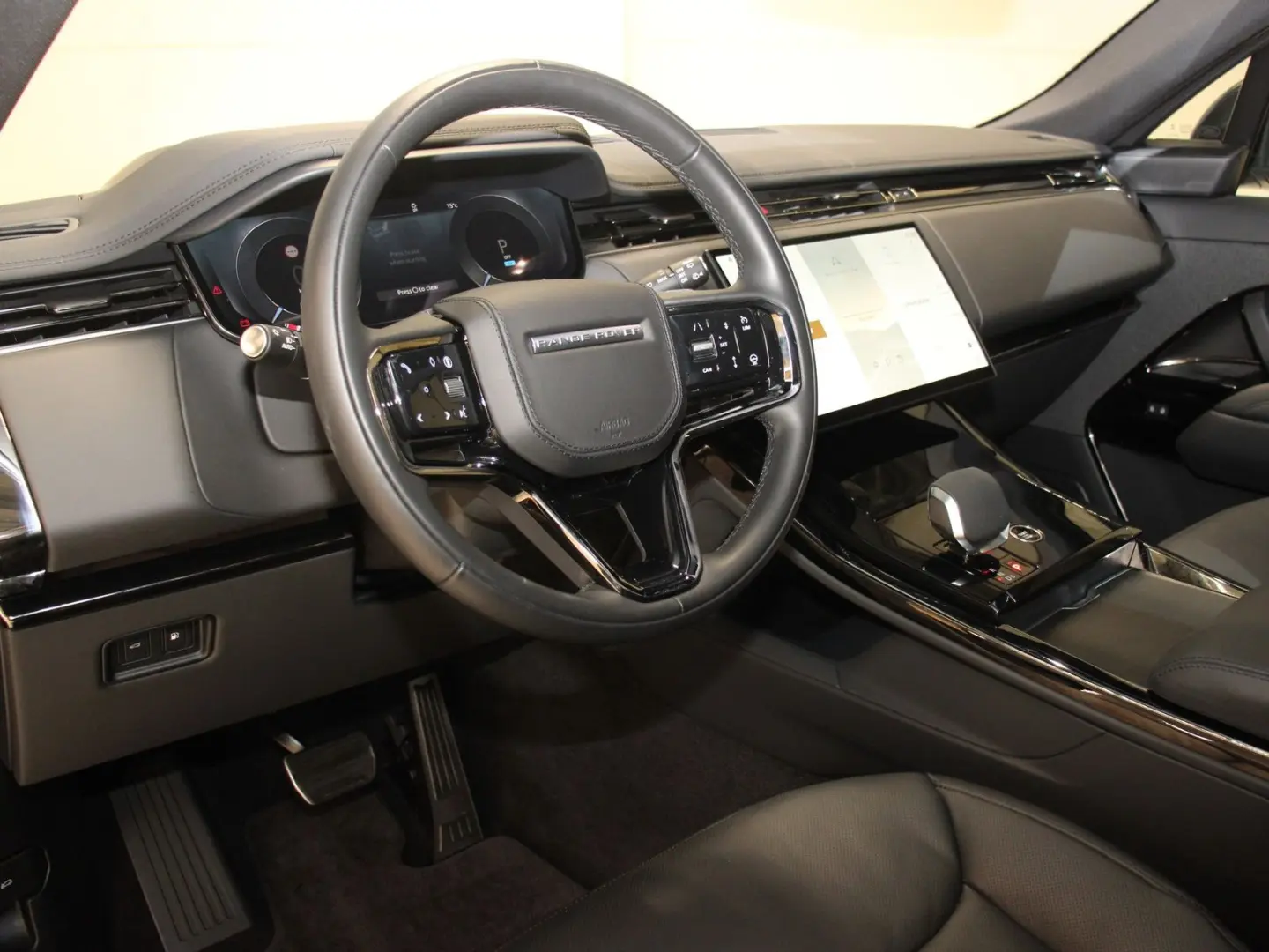 Range Rover Sport P460e Hybrid Dynamic HSE Pano