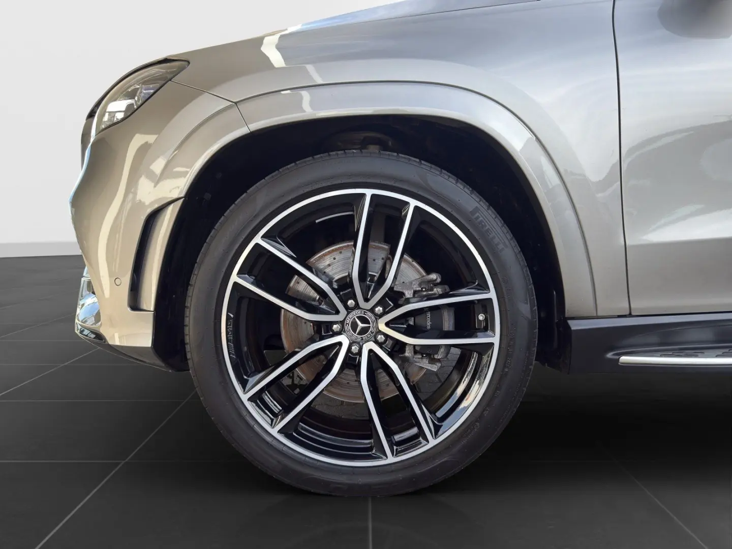 GLS 400 d 4Matic AMG-Line Head-Up Burmester Pano