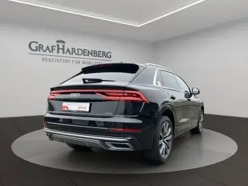 Q8 55 TFSI quattro Tiptronic S line ACC GRA Pano