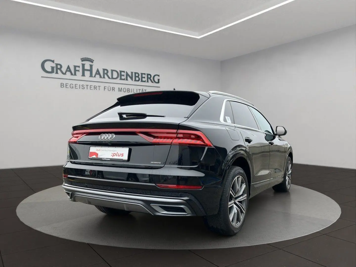 Q8 55 TFSI quattro Tiptronic S line ACC GRA Pano