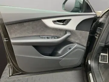 Q8 55 TFSI quattro Tiptronic S line ACC GRA Pano