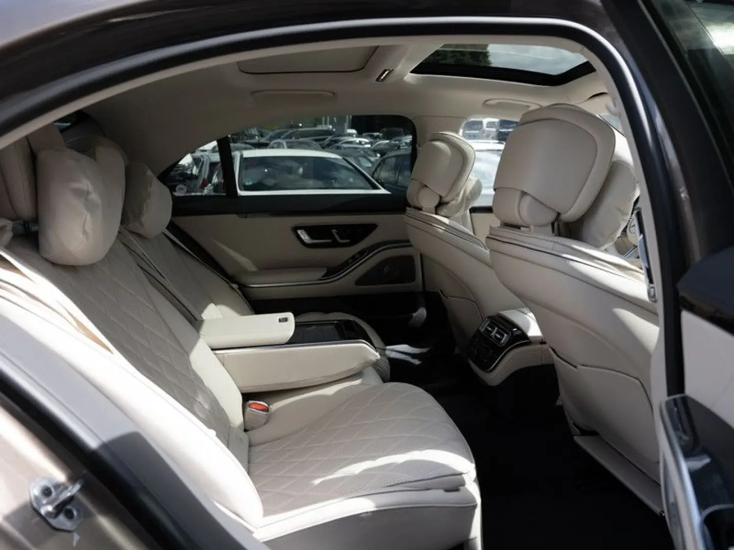S 450 d 4M L AMG-Sport Pano Burm HUD Distr Airm