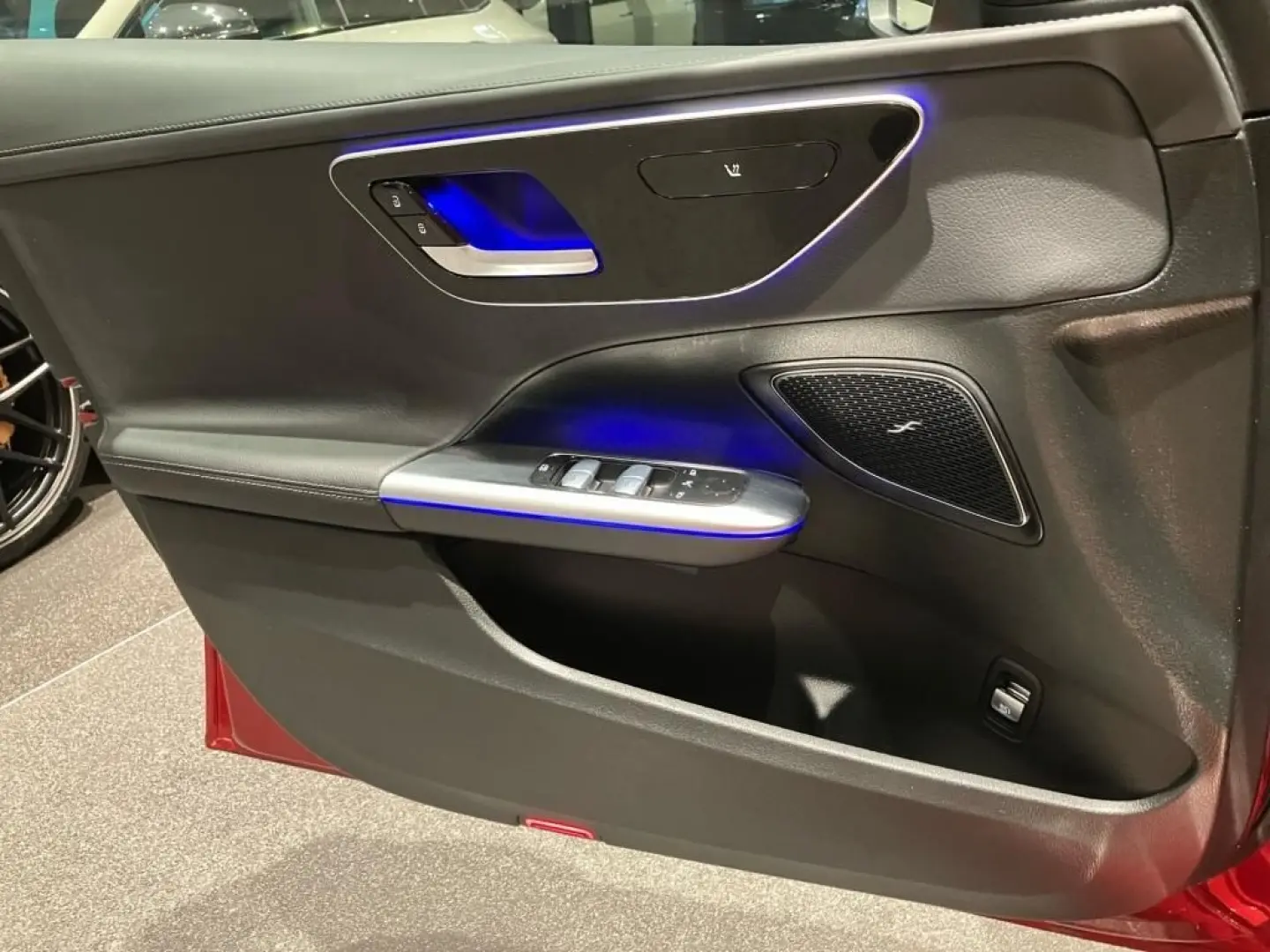 C 300 d AMG-Line Night DISTR HUP Standhz KEYLESS