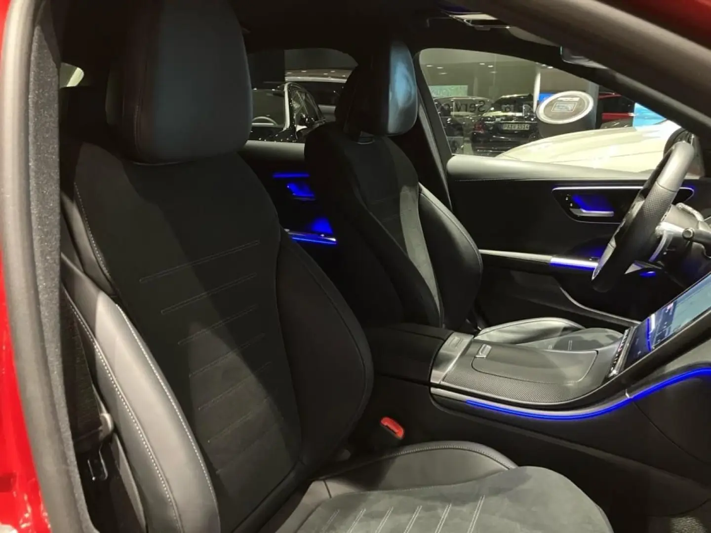 C 300 d AMG-Line Night DISTR HUP Standhz KEYLESS