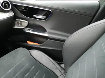 C 300 e AMG Burmester SpurH Night-Paket LED SHZ