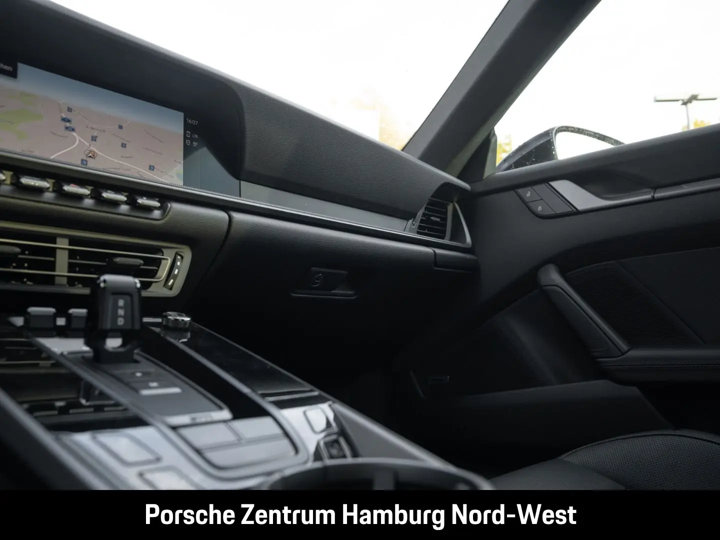 992 (911) Carrera BOSE Surround View