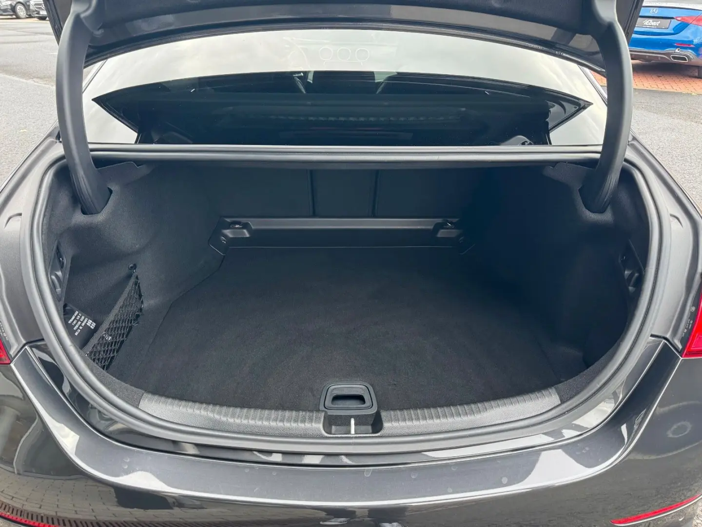 C 300d AMG AHK RFK Ambiente Night SportfahrW