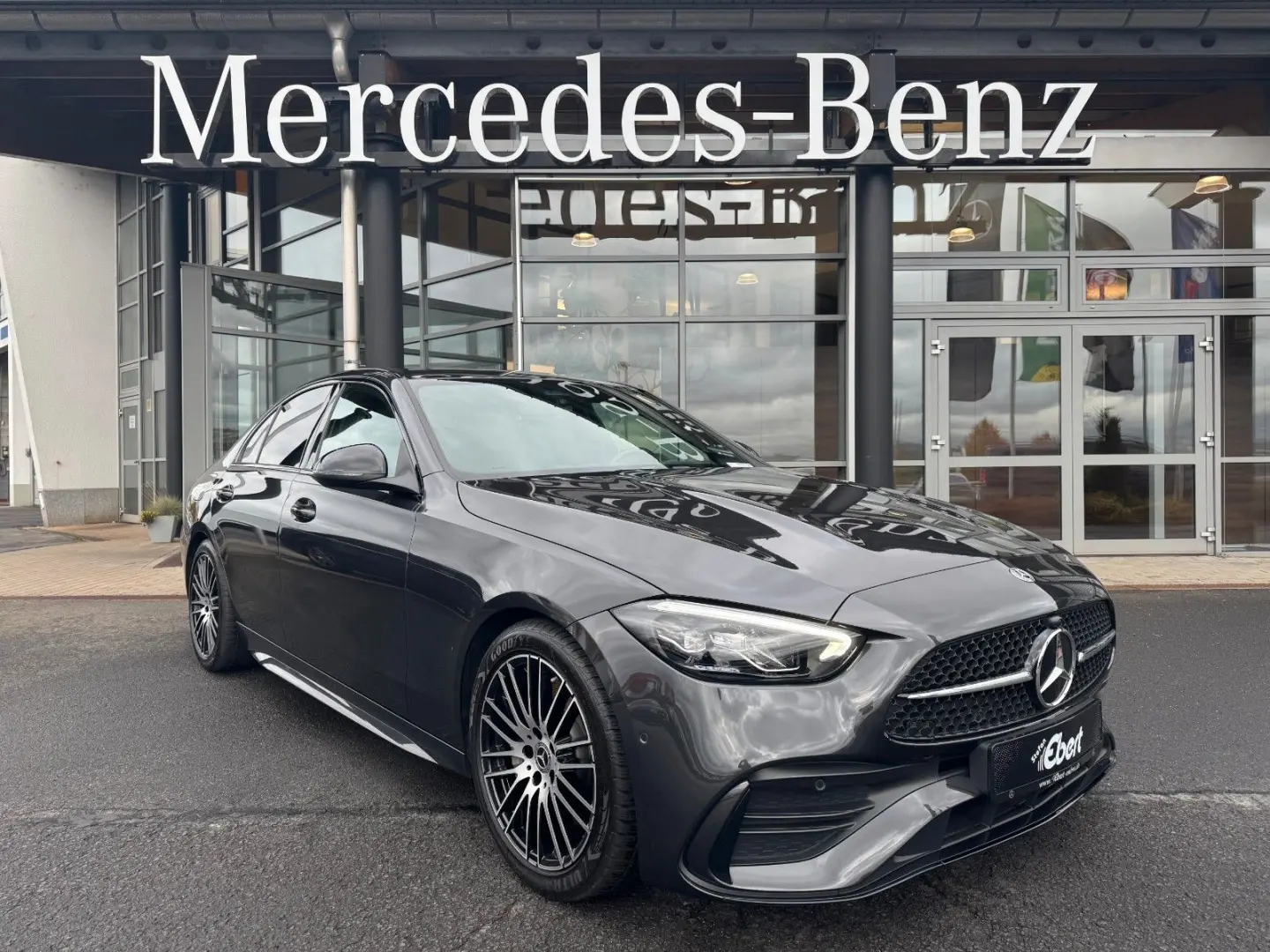 C 300d AMG AHK RFK Ambiente Night SportfahrW