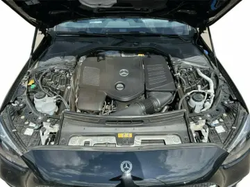 C 300 e AMG AUT Kam. KeyLess KlimaA LED LM Navi