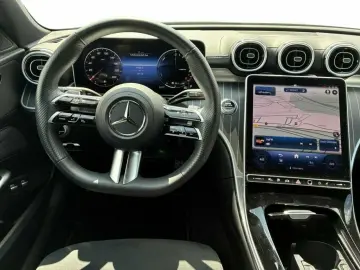 C 300 e AMG AUT Kam. KeyLess KlimaA LED LM Navi