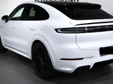 Cayenne Coupe E-Hybrid